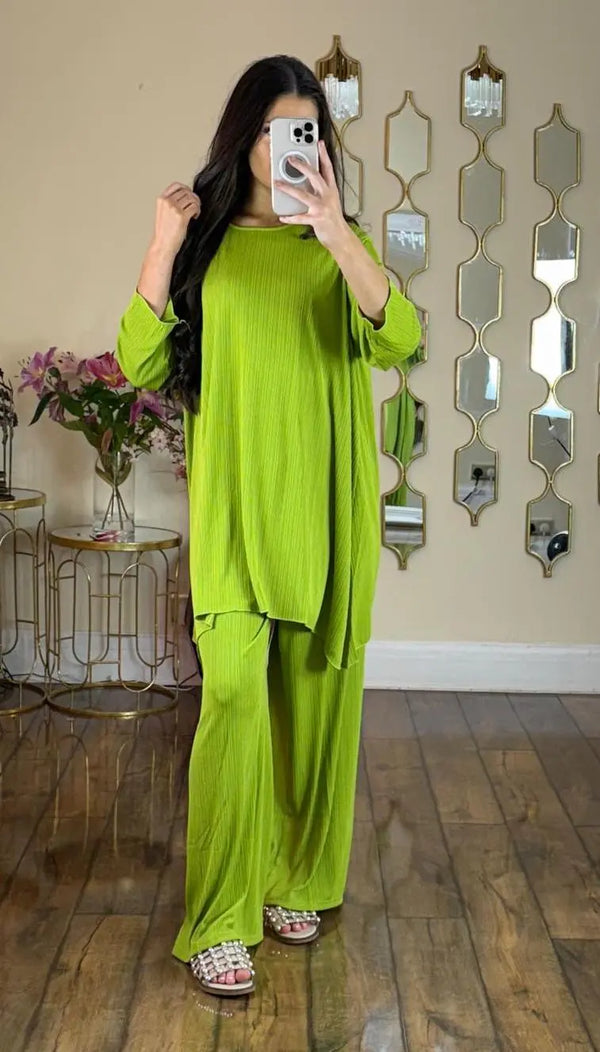 Kind Vibe Womens Pleated Comfortable Co Ord Set (One Size 8-20)