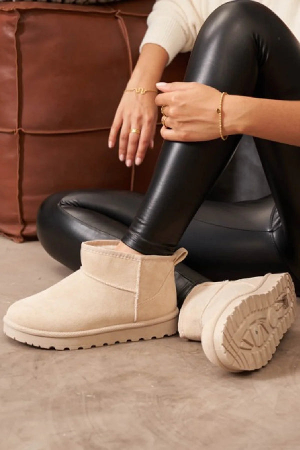 Kind Vibe Women's Faux Suede Fur Lined Ankle Boots - Beige