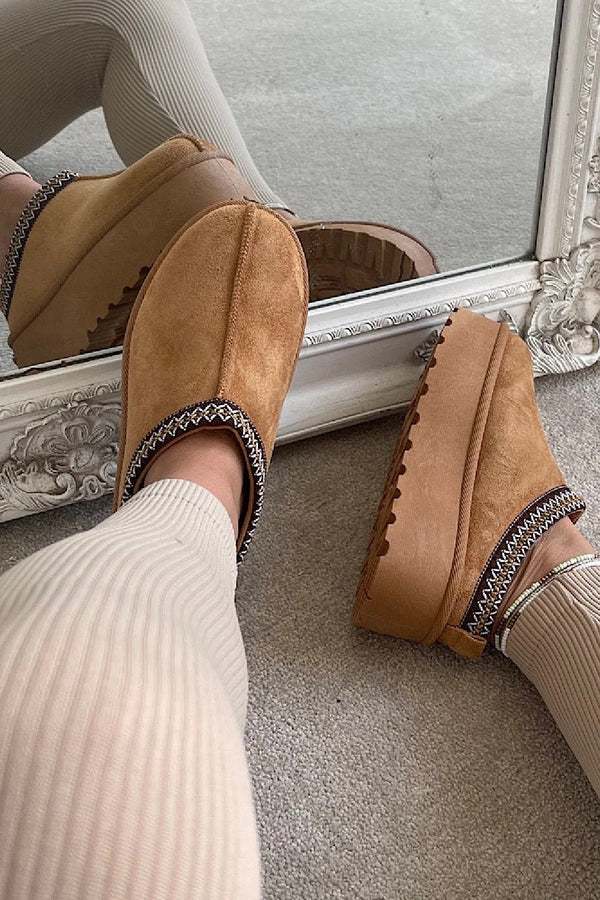 Kind Vibe Women's Faux Suede Fur Platform Slippers - Chestnut