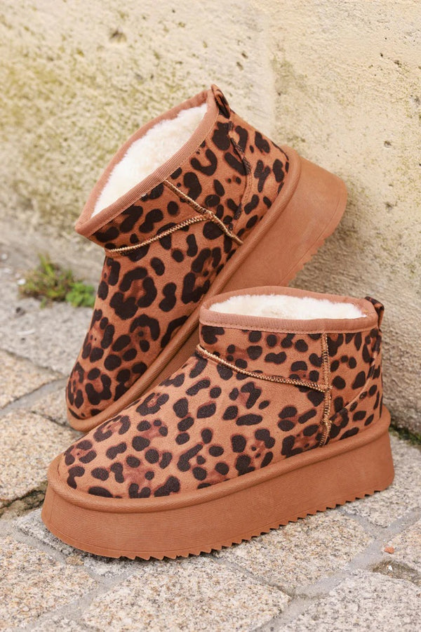 Kind Vibe Women's Faux Fur Lined Platform Ankle Boots - Leopard